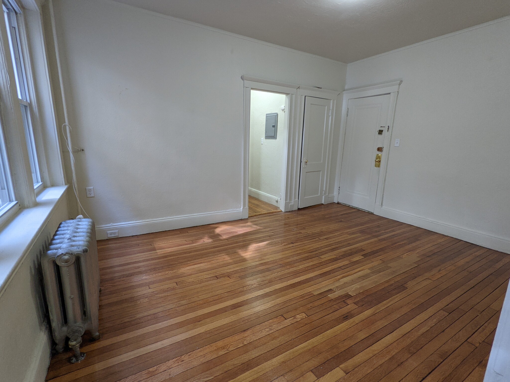 1 bed, 1 bath apartment for rent at 1167 Boylston St Unit 6, Fenway — photo 2 of 8