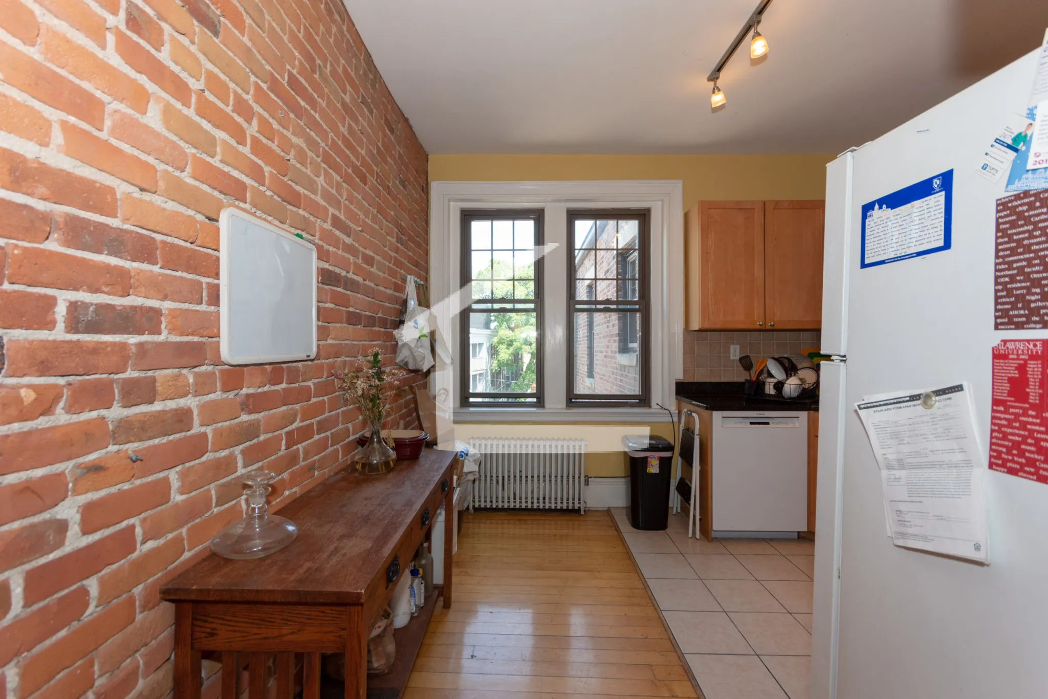 3 bed, 2 bath apartment for rent at 1169 Commonwealth Ave Unit 3L, Brighton — photo 2 of 13