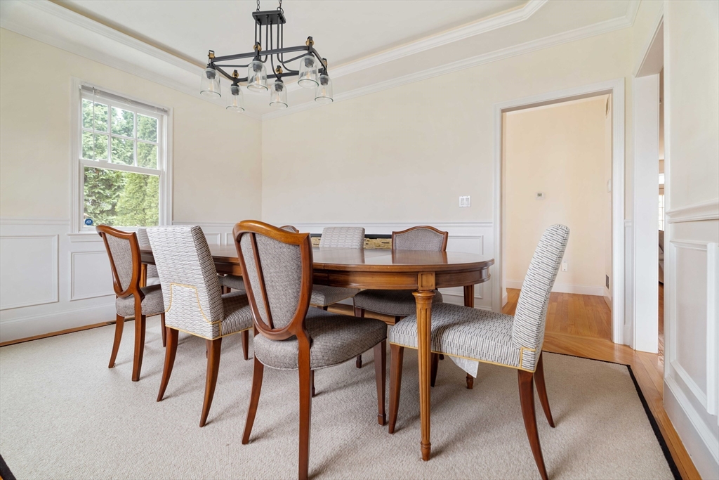4 bed, 3 bath apartment for rent at 117-1 Florence St Unit 0, Chestnut Hill — photo 10 of 17