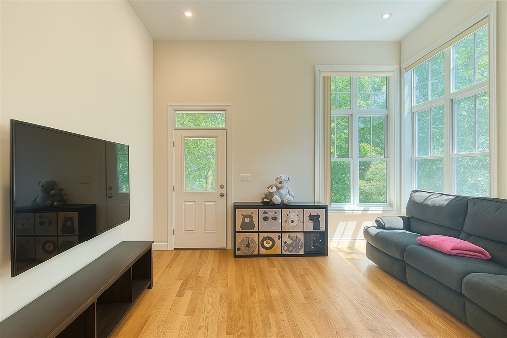 3 bed, 2 bath apartment for rent at 117-135 Harvey St Unit 119, North Cambridge — photo 5 of 35