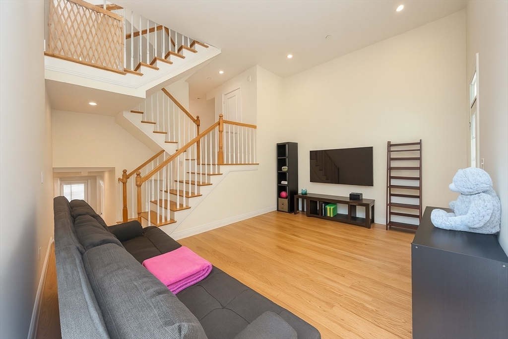 3 bed, 2 bath apartment for rent at 117-135 Harvey St Unit 119, North Cambridge — photo 1 of 35