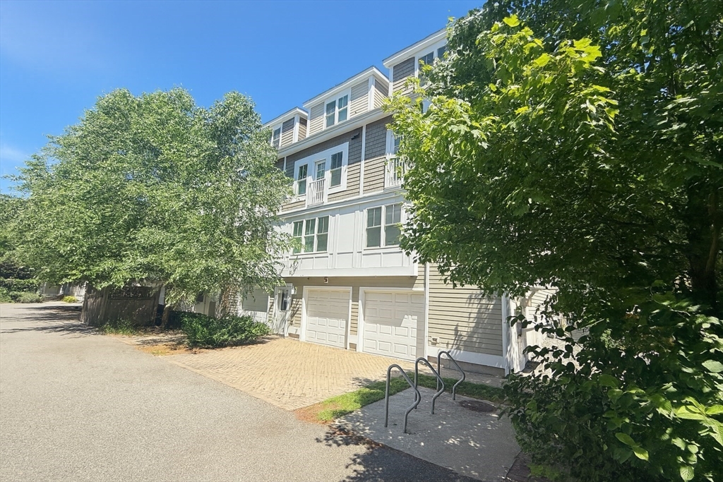 3 bed, 2 bath apartment for rent at 117-135 Harvey St Unit 119, North Cambridge — photo 30 of 35