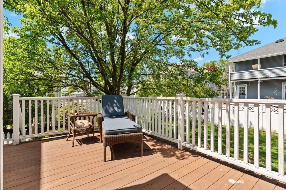3 bed, 1 bath apartment for rent at 117 2nd St, Medford — photo 18 of 20