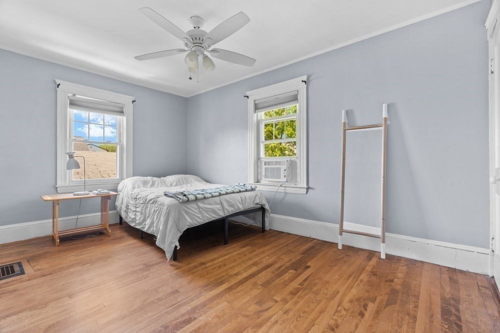 3 bed, 1 bath apartment for rent at 117 2nd St, Medford — photo 14 of 20