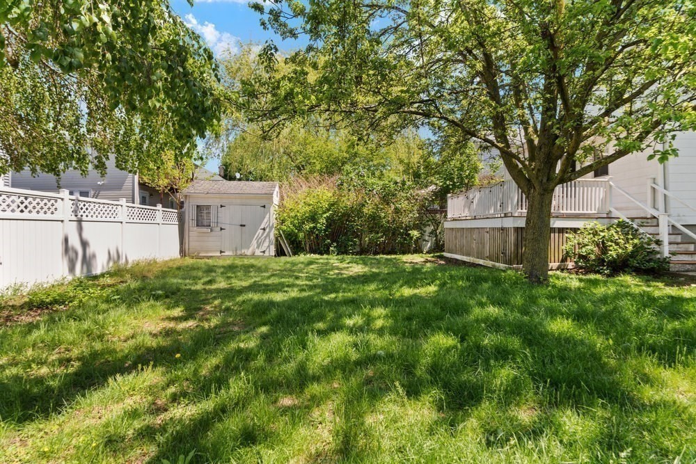 3 bed, 1 bath apartment for rent at 117 2nd St, Medford — photo 20 of 20