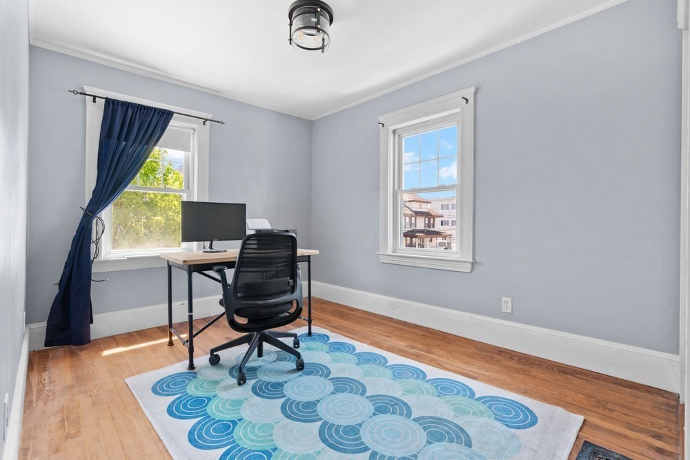 3 bed, 1 bath apartment for rent at 117 2nd St, Medford — photo 15 of 20