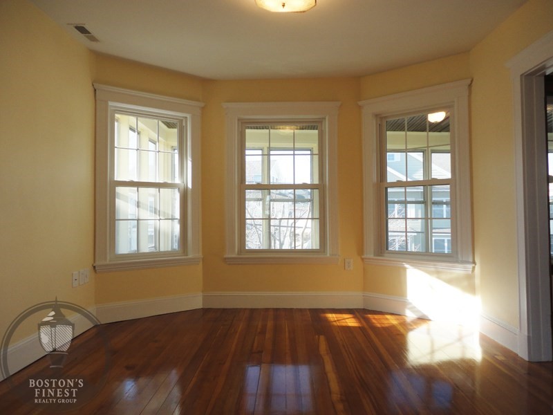 4 bed, 2 bath apartment for rent at 117 4th Unit 2, Wellington — photo 4 of 13