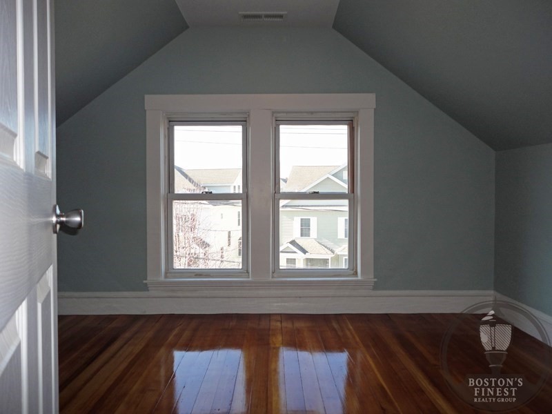 4 bed, 2 bath apartment for rent at 117 4th Unit 2, Wellington — photo 11 of 13