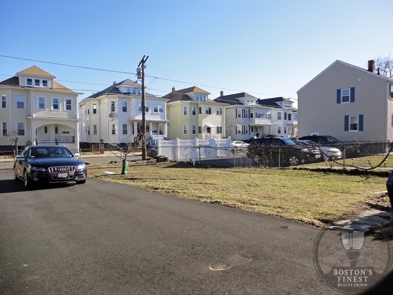 4 bed, 2 bath apartment for rent at 117 4th Unit 2, Wellington — photo 13 of 13