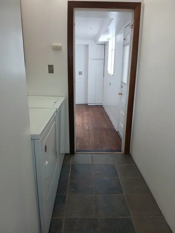 1 bed, 1 bath apartment for rent at 117 Auburn St Unit 1, Medford — photo 15 of 20