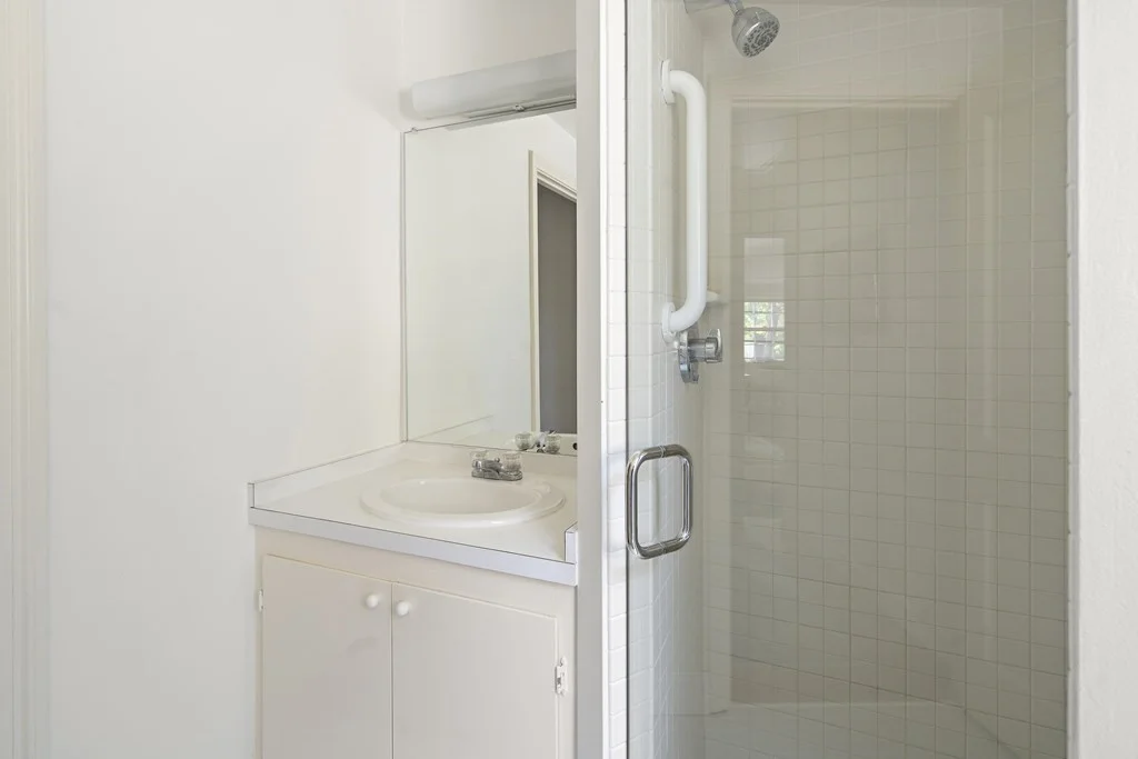 3 bed, 2.5 bath apartment for rent at 117 Brattle St Unit A, Harvard Square — photo 15 of 19