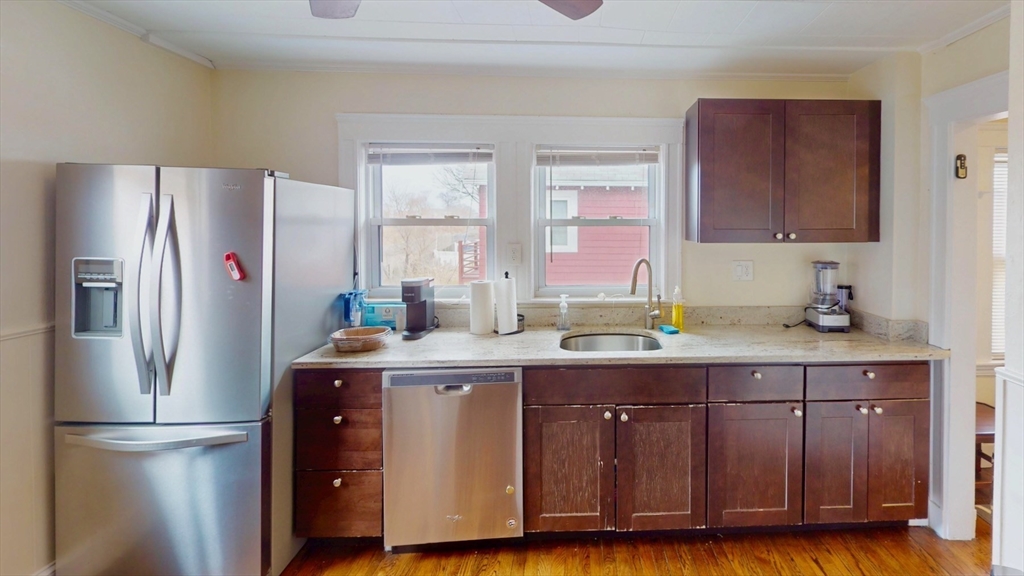3 bed, 1 bath apartment for rent at 117 Burget Ave Unit 2, Tufts University — photo 2 of 21