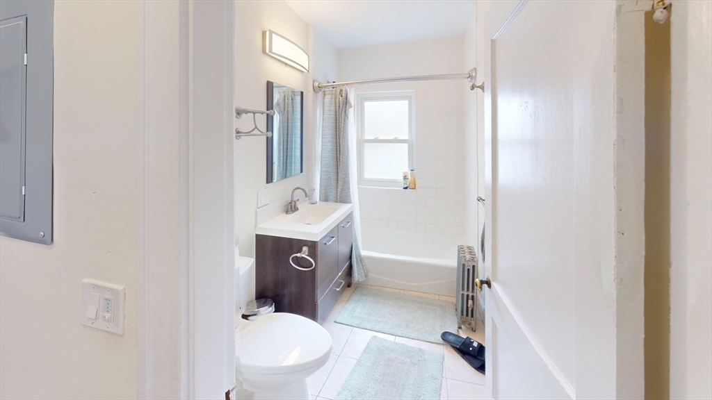 3 bed, 1 bath apartment for rent at 117 Burget Ave Unit 2, Tufts University — photo 9 of 21
