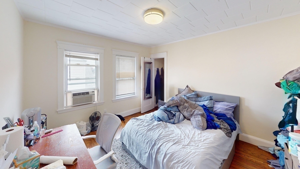 3 bed, 1 bath apartment for rent at 117 Burget Ave Unit 2, Tufts University — photo 15 of 21