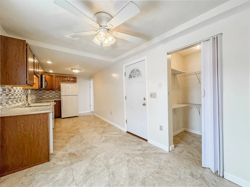 1 bed, 1 bath apartment for rent at 117 Central St Unit 1, Peabody — photo 15 of 22