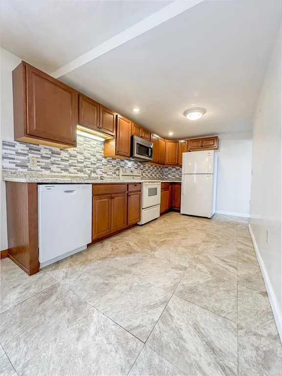 1 bed, 1 bath apartment for rent at 117 Central St Unit 1, Peabody — photo 17 of 22
