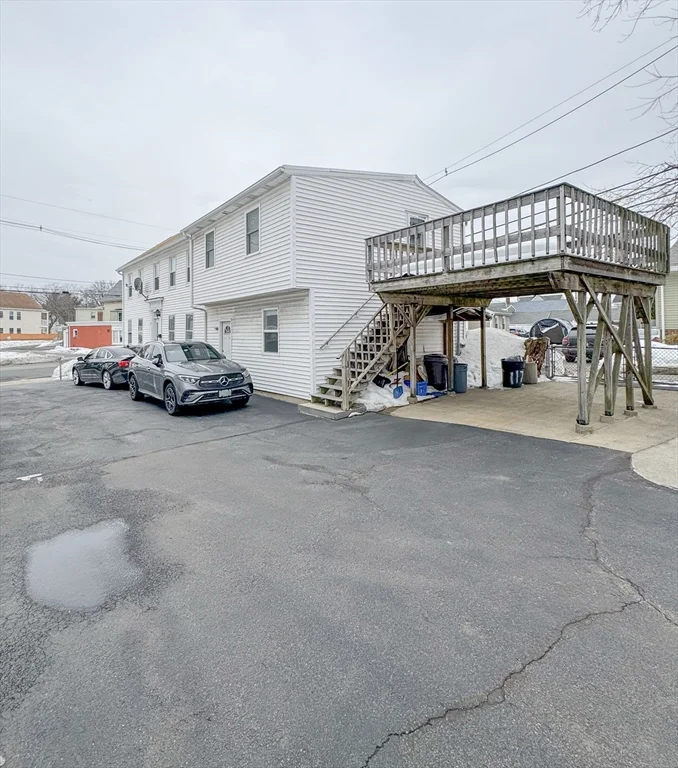 1 bed, 1 bath apartment for rent at 117 Central St Unit 1, Peabody — photo 1 of 22