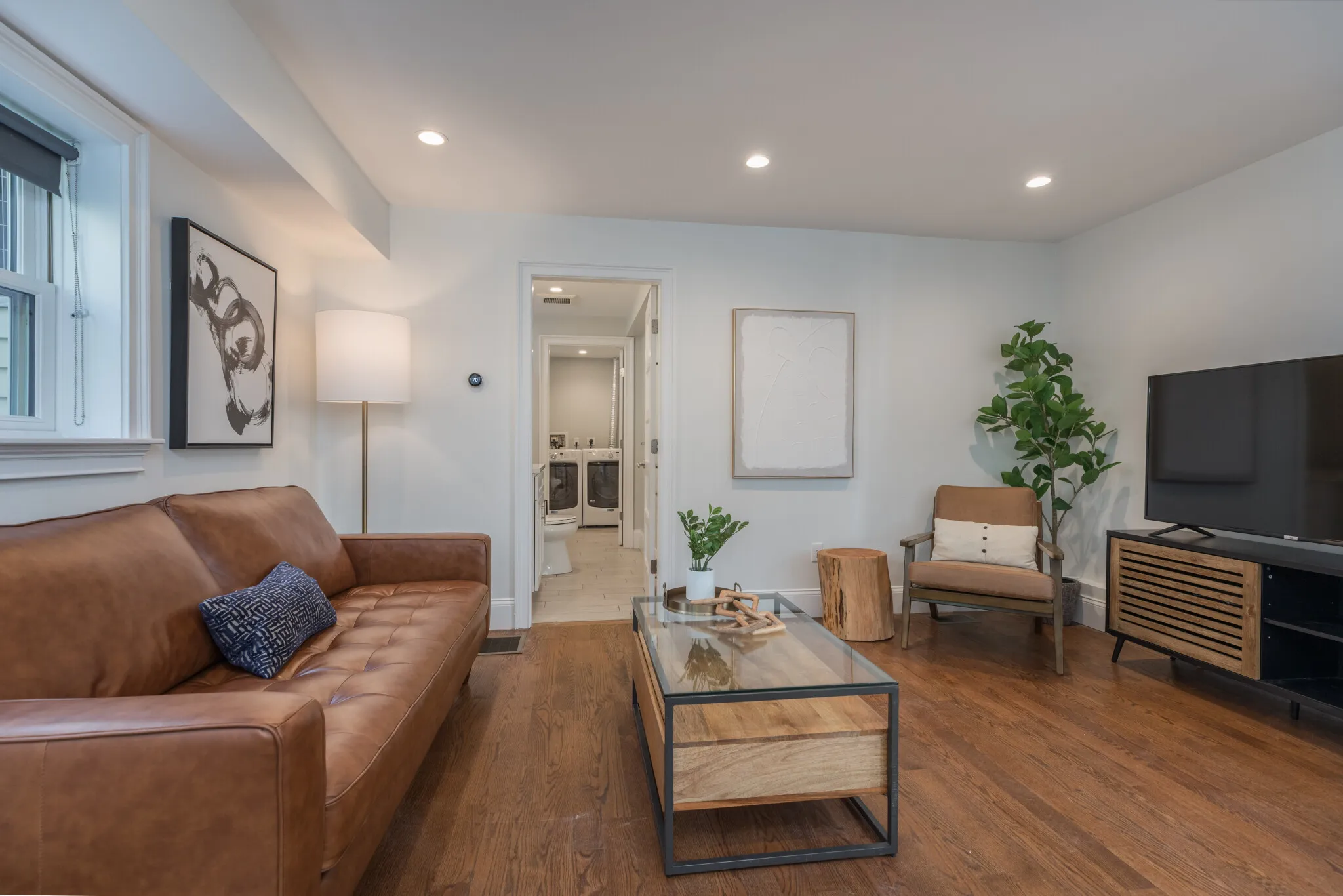 4 bed, 4+ bath apartment for rent at 117 Centre St Unit 2, Roxbury — photo 1 of 37