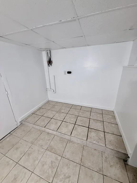 4 bed, 2 bath apartment for rent at 117 Coburn St Unit 1, Lowell — photo 11 of 16