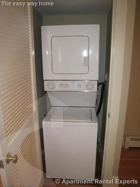 1 bed, 1 bath apartment for rent at 117 Columbia St Unit 1, Central Square — photo 6 of 6