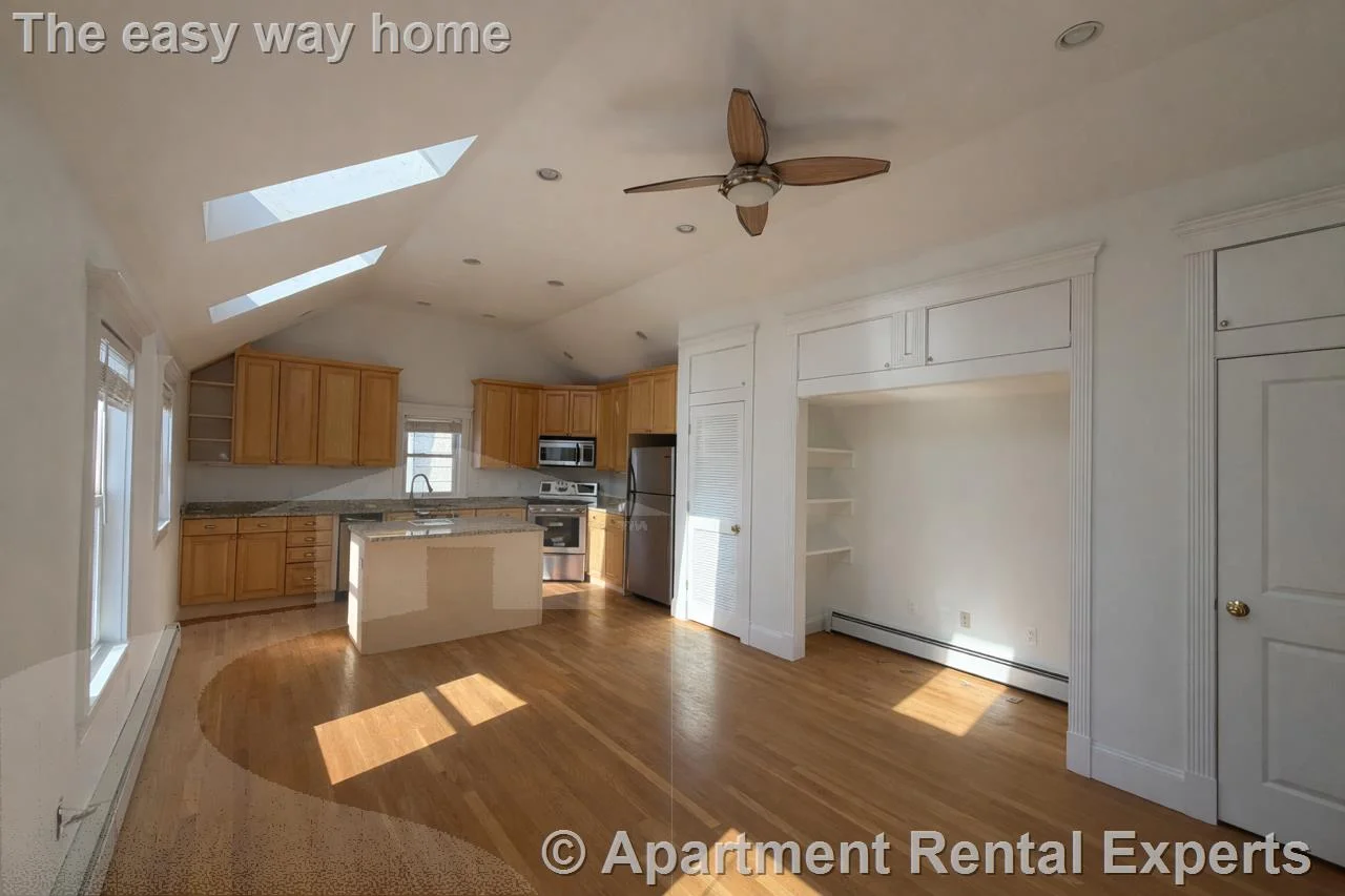 2 bed, 1 bath apartment for rent at 117 Columbia St Unit 2, Central Square — photo 3 of 10