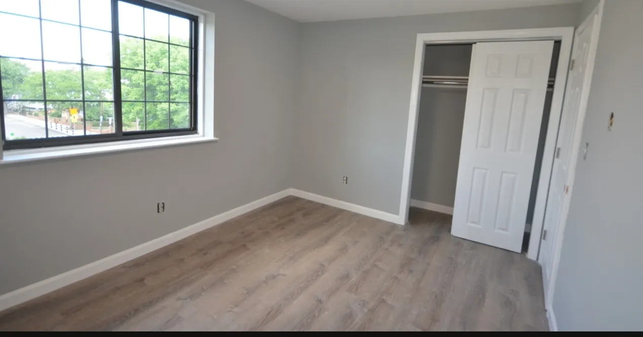 2 bed, 1 bath apartment for rent at 117 Cross St Unit 1, East Somerville — photo 10 of 24