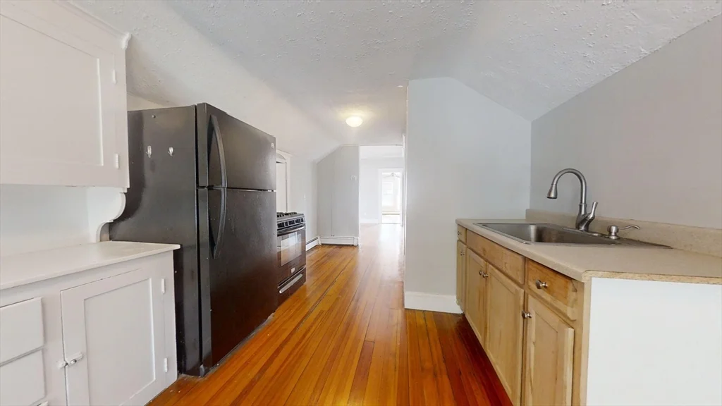 2 bed, 1 bath apartment for rent at 117 Dexter Ave Unit 2, Watertown — photo 5 of 8