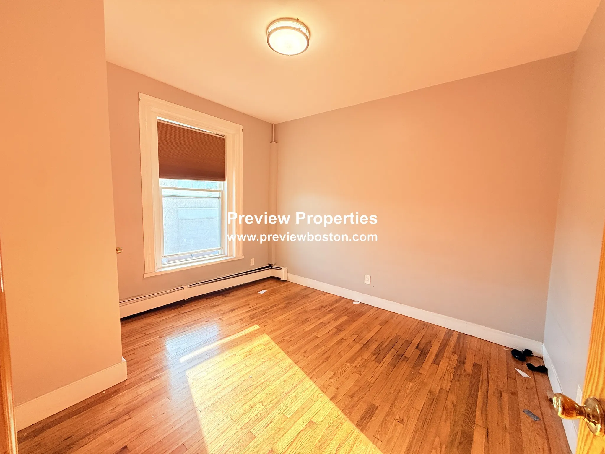 4 bed, 2 bath apartment for rent at 117 Elm St Unit 1, West Newton — photo 9 of 33
