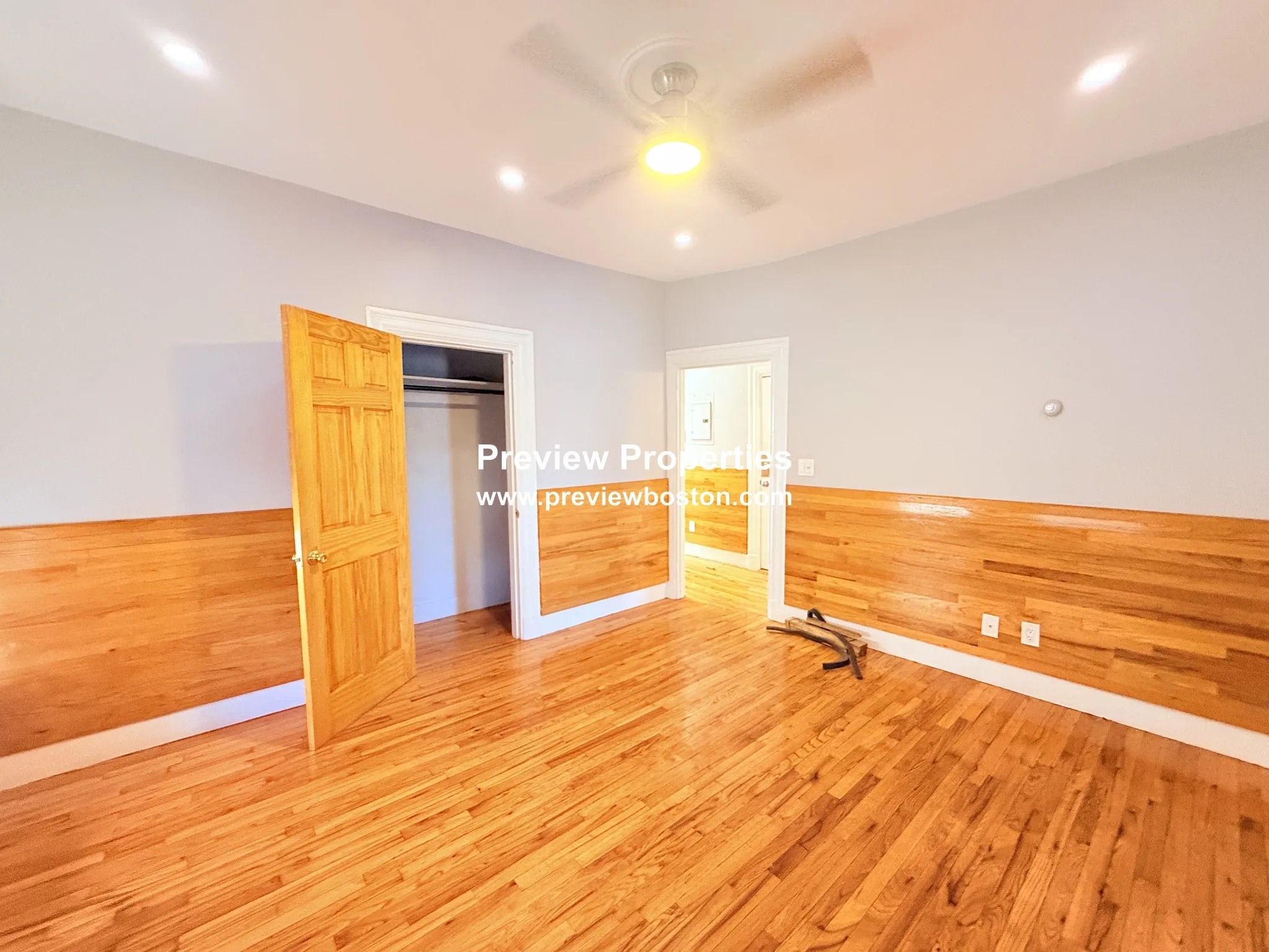 4 bed, 2 bath apartment for rent at 117 Elm St Unit 1, West Newton — photo 19 of 33