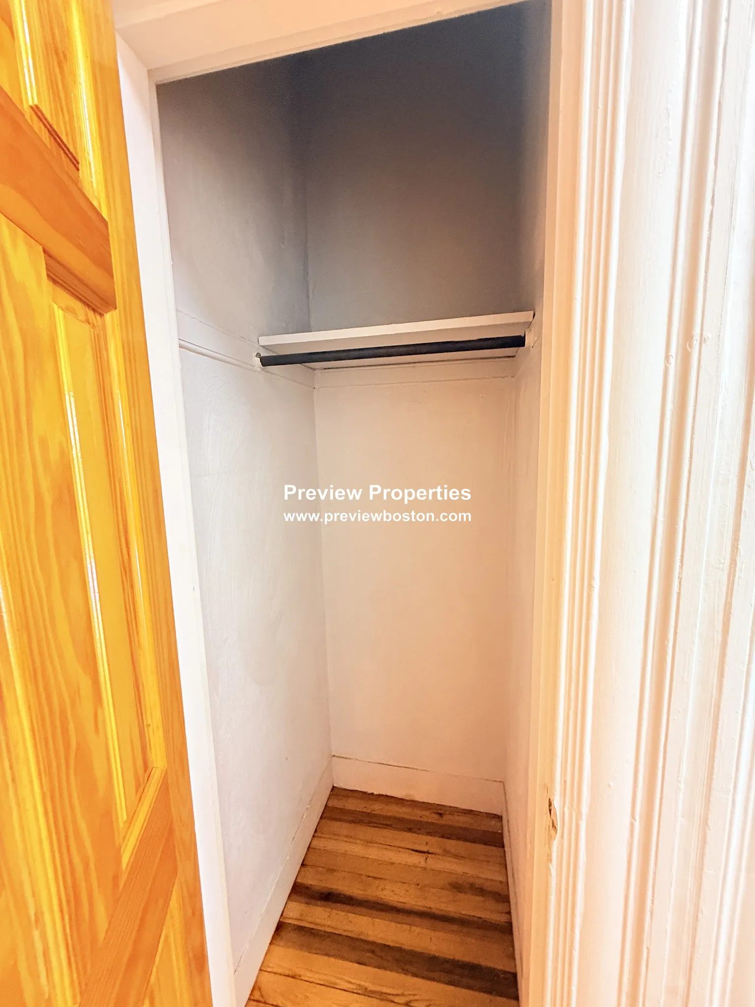 4 bed, 2 bath apartment for rent at 117 Elm St Unit 1, West Newton — photo 17 of 33