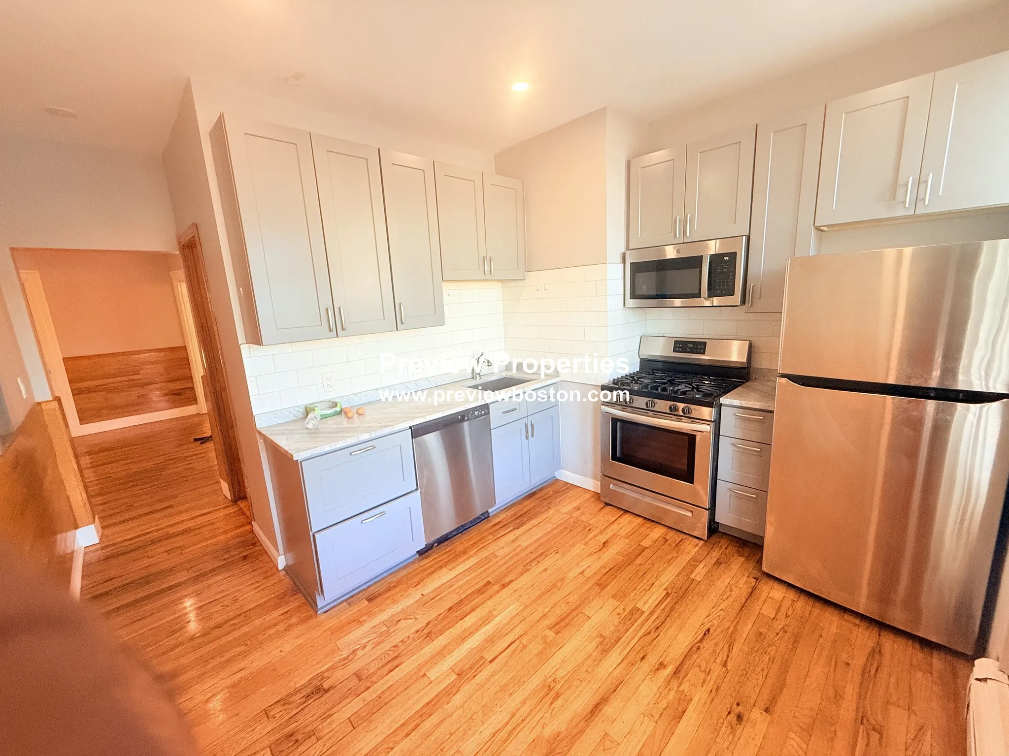 4 bed, 2 bath apartment for rent at 117 Elm St Unit 1, West Newton — photo 27 of 33