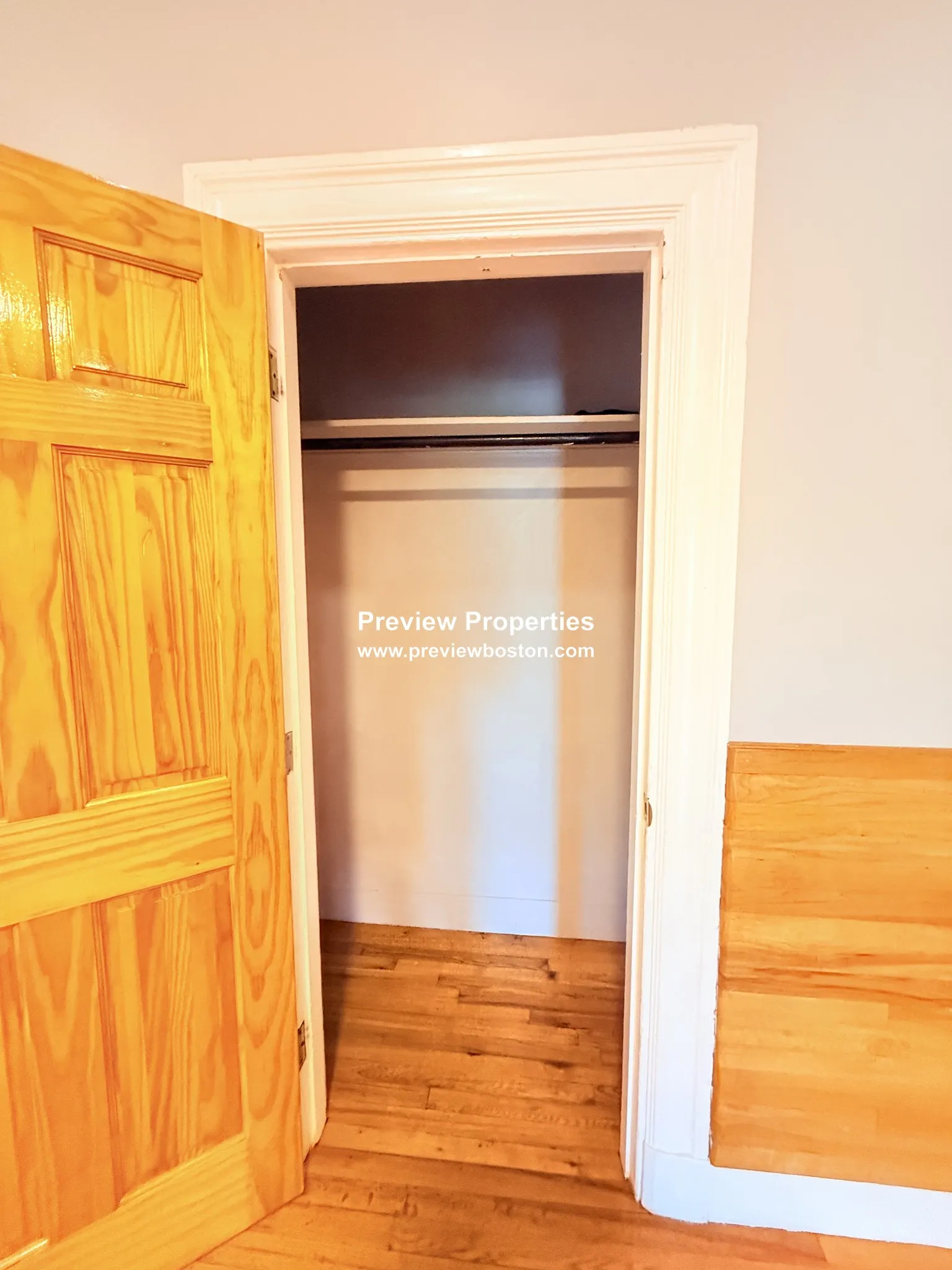 4 bed, 2 bath apartment for rent at 117 Elm St Unit 1, West Newton — photo 18 of 33