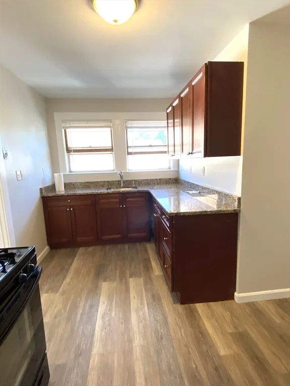 2 bed, 1 bath apartment for rent at 117 Fayette Unit 3, Quincy — photo 7 of 9