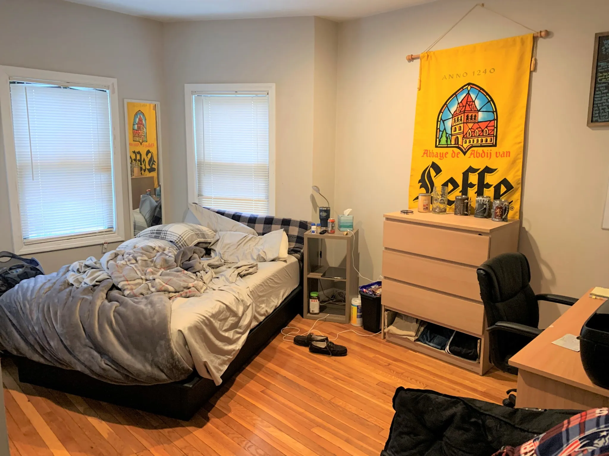 4 bed, 2 bath apartment for rent at 117 Glenville Ave Unit 1, Allston — photo 11 of 16