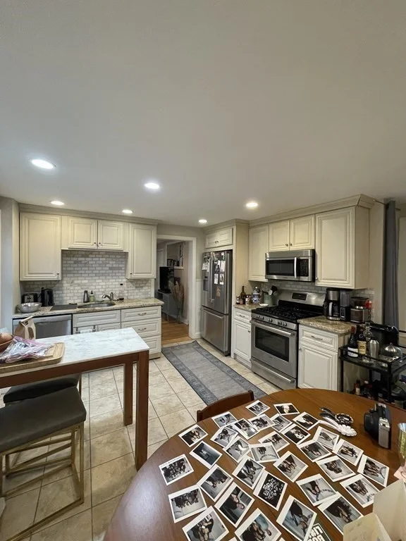 2 bed, 1 bath apartment for rent at 117 Gore St Unit 1, Cambridge — photo 9 of 18