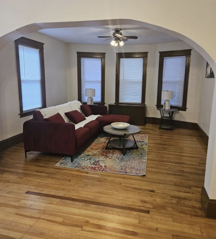 3 bed, 1 bath apartment for rent at 117 Illinois St Unit 2, Worcester — photo 20 of 36