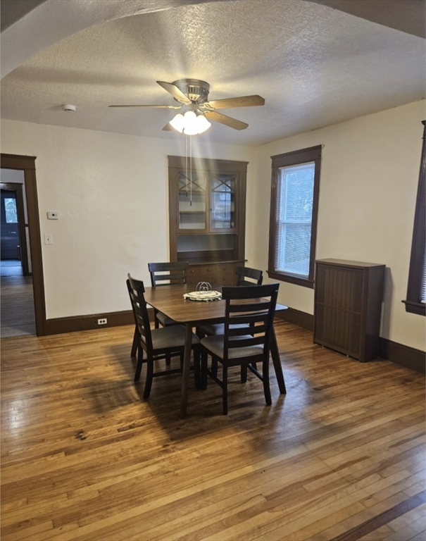 3 bed, 1 bath apartment for rent at 117 Illinois St Unit 2, Worcester — photo 16 of 36