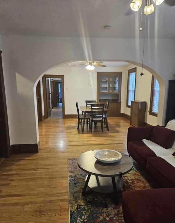 3 bed, 1 bath apartment for rent at 117 Illinois St Unit 2, Worcester — photo 19 of 36