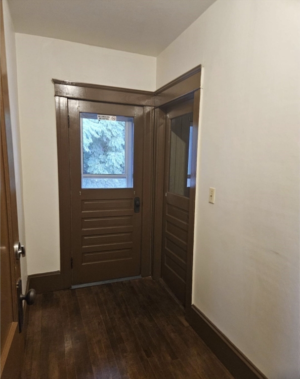 3 bed, 1 bath apartment for rent at 117 Illinois St Unit 2, Worcester — photo 27 of 36