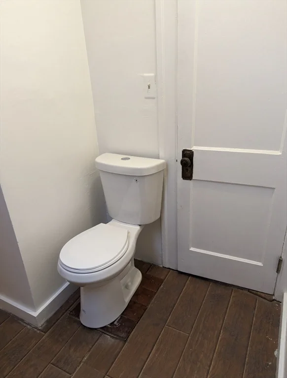 1 bed, 1 bath apartment for rent at 117 Illinois St Unit 3, Worcester — photo 25 of 34