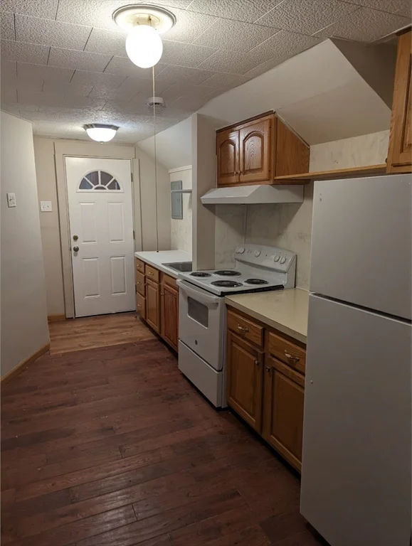 1 bed, 1 bath apartment for rent at 117 Illinois St Unit 3, Worcester — photo 10 of 34