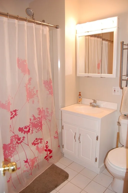 3 bed, 1 bath apartment for rent at 117 L St Unit 3, South Boston — photo 11 of 11