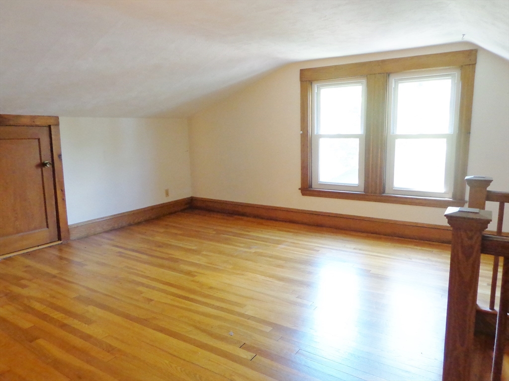 3 bed, 2 bath apartment for rent at 117 Lewis Rd Unit 2, Belmont — photo 9 of 18