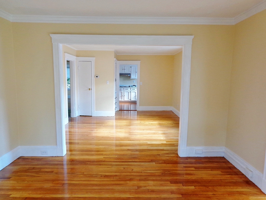 3 bed, 2 bath apartment for rent at 117 Lewis Rd Unit 2, Belmont — photo 3 of 18