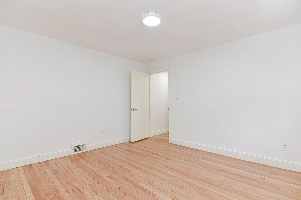 3 bed, 1 bath apartment for rent at 117 Lexington St Unit 1, Belmont — photo 16 of 27