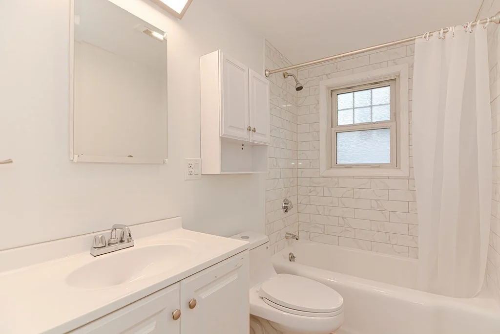 3 bed, 1 bath apartment for rent at 117 Lexington St Unit 1, Belmont — photo 14 of 27