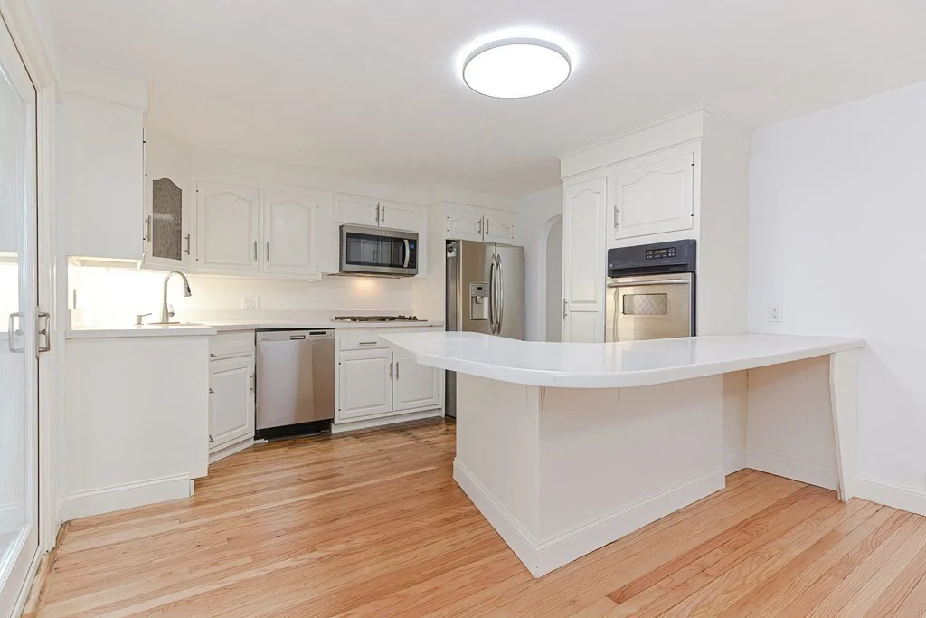 3 bed, 1 bath apartment for rent at 117 Lexington St Unit 1, Belmont