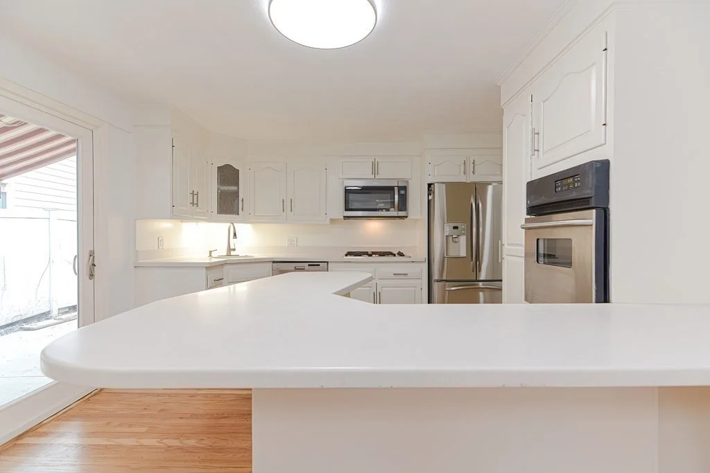 3 bed, 1 bath apartment for rent at 117 Lexington St Unit 1, Belmont — photo 5 of 27