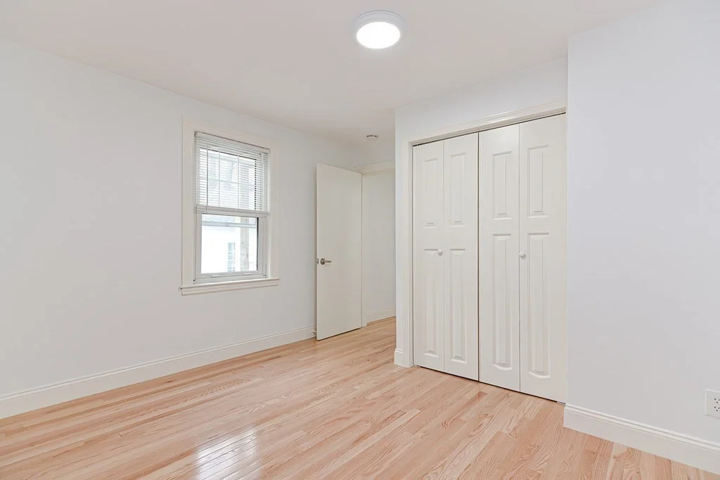 3 bed, 1 bath apartment for rent at 117 Lexington St Unit 1, Belmont — photo 17 of 27