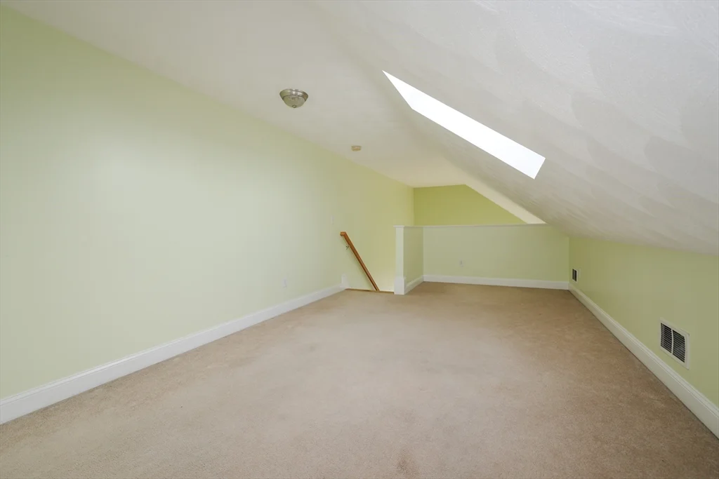 3 bed, 2 bath apartment for rent at 117 Manchester St Unit B, Lowell — photo 7 of 15